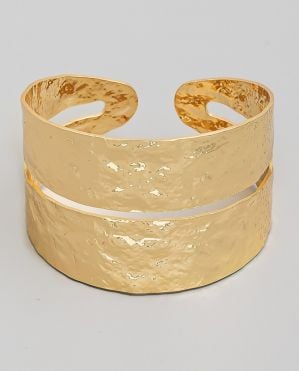 textured double wide cuff