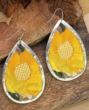 wildflower floral embroidered earring - several color options available!